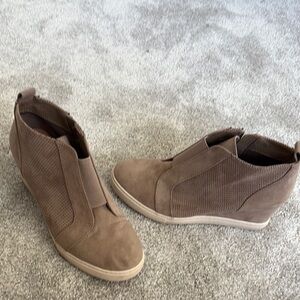 Women's Brown Ankle Boots with heel